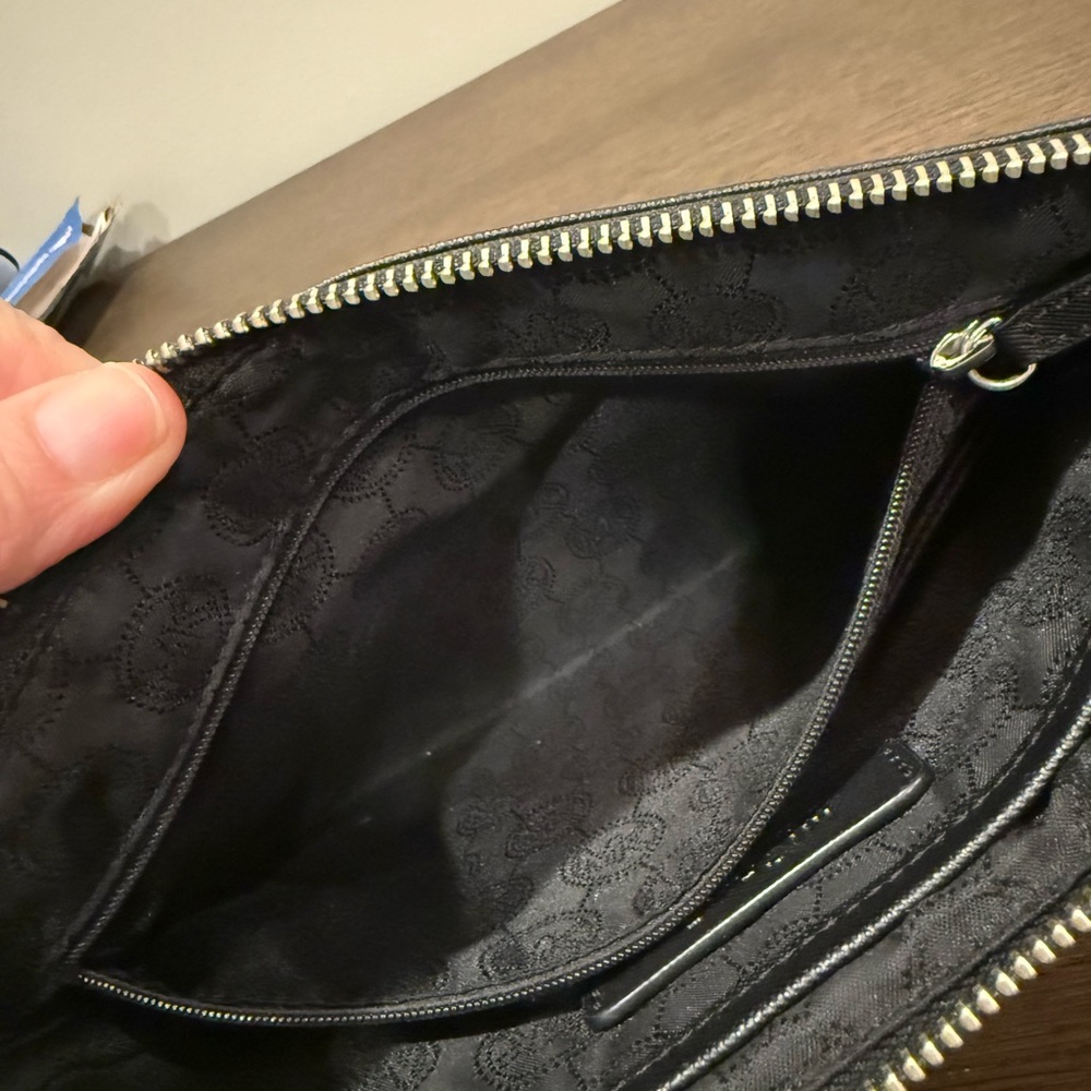 Michael Kors Black Jet Set Clutch - Picture 6 of 10
